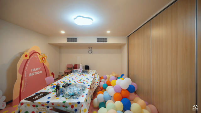 Kidodo Space Kidodo Space children's play area with a bright interior and colourful wall finishes